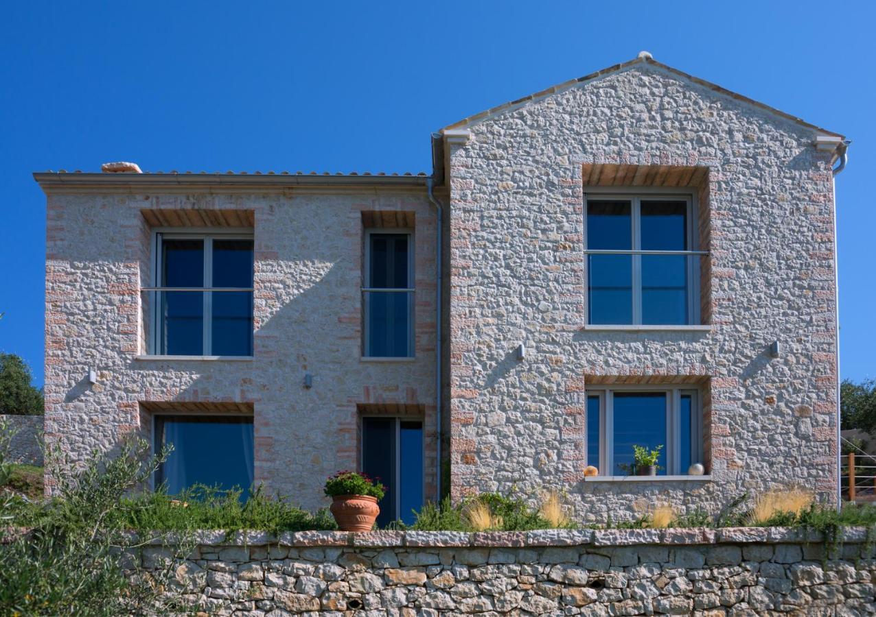 Sinium Luxury Villa *
